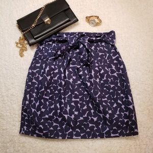 H&M Women's Mid-Waist Mini Skirt